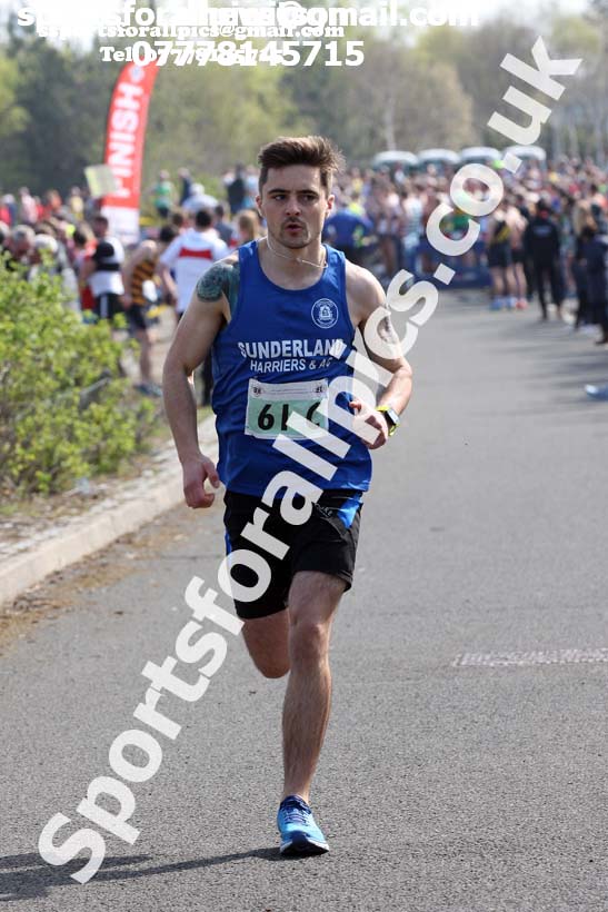 Senior mens 2019 Elswick Harirers Good Friday Road Relay, Newburn, Newcastle. Photo:  David T. Hewitson/Sports for All Pics